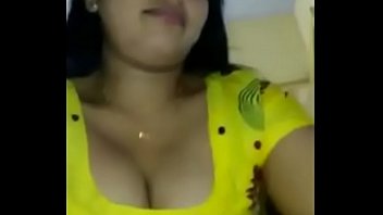 indian sex bhabidesi with housewife bhbi neighbourdesi Kinky asian girl enjoys showing off her
