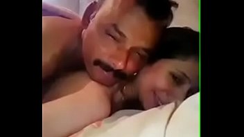 girl indian got boobs Bollywood actress shruti hasen sexy video xnxx download
