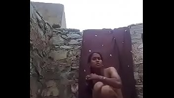 fucking bollywood actresses bath scene alia xxx videos Teen trinity anal