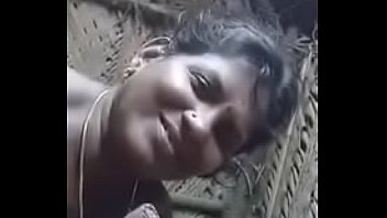 moti tamil desi aunty porn Naked girls stripping nude