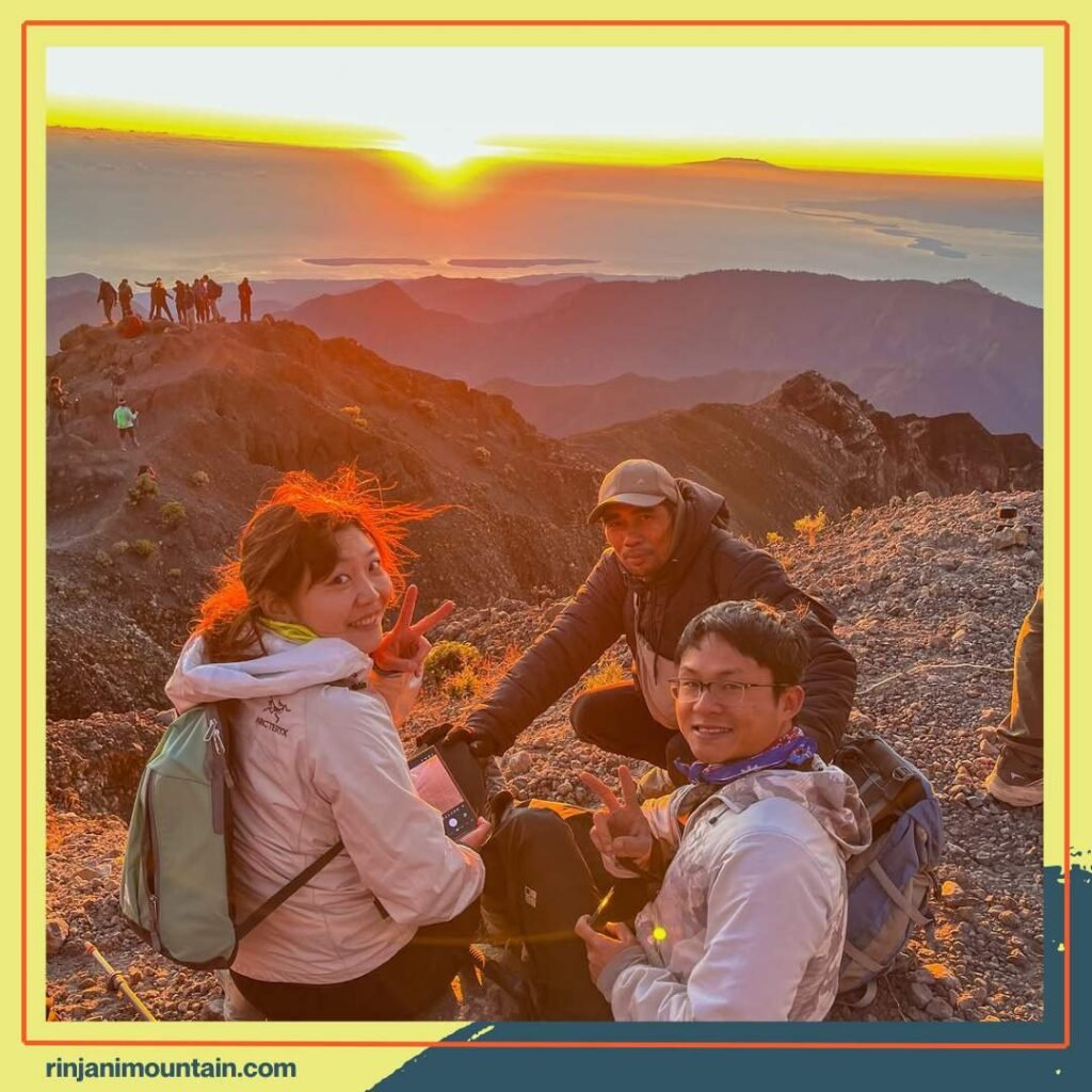 Rahasia Puncak Gunung Rinjani yang Bikin Pendaki Ketagihan dan Sulit Dilupakan